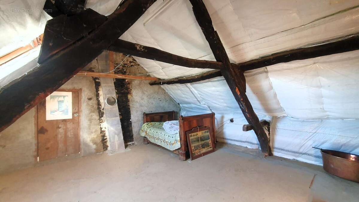 Maison à LA SALVETAT-PEYRALES