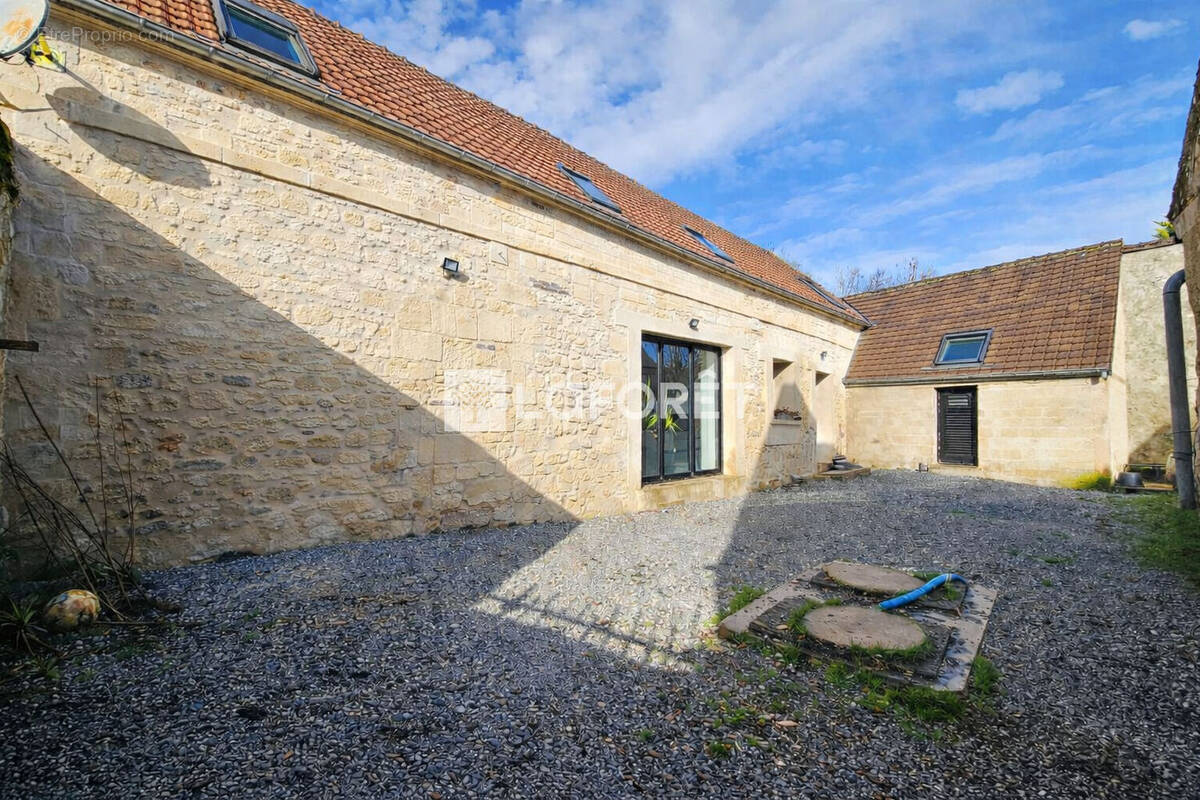 Maison à BREUIL-LE-VERT