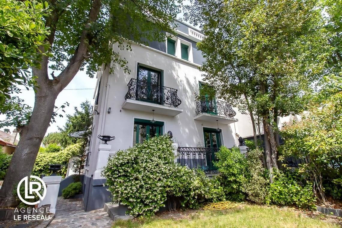 Maison à LE PERREUX-SUR-MARNE