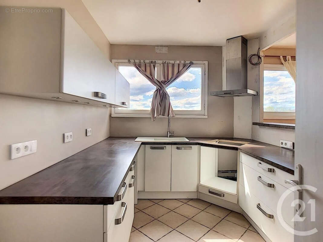 Appartement à SENS