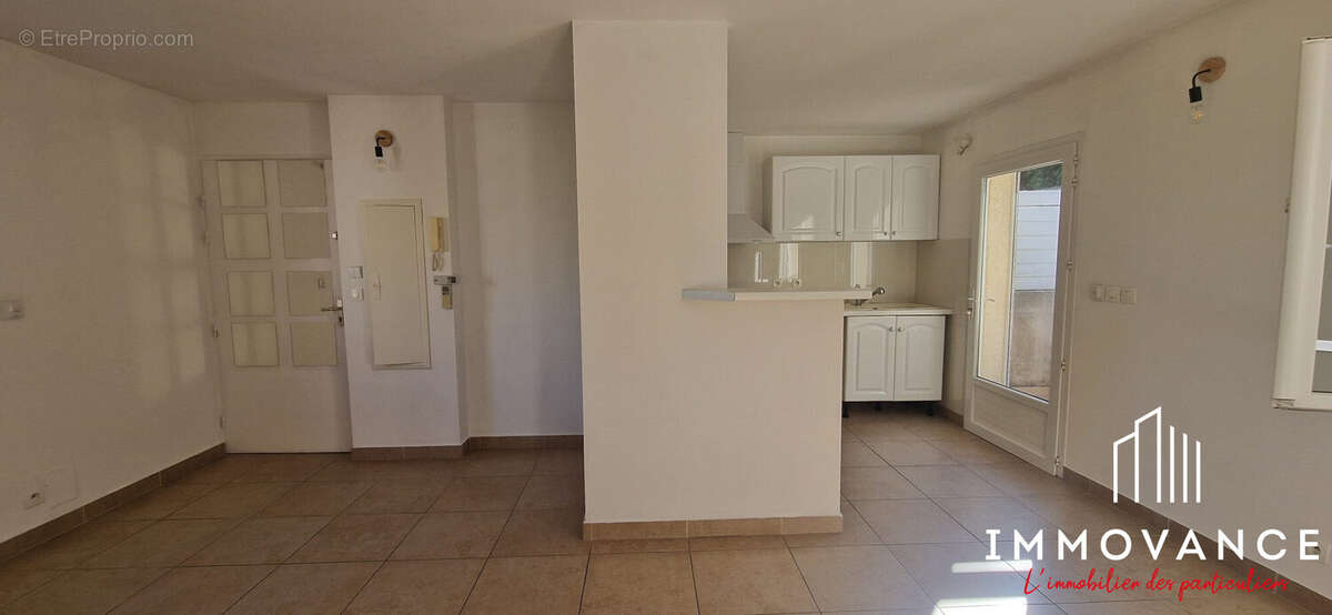 Appartement à LE CRES
