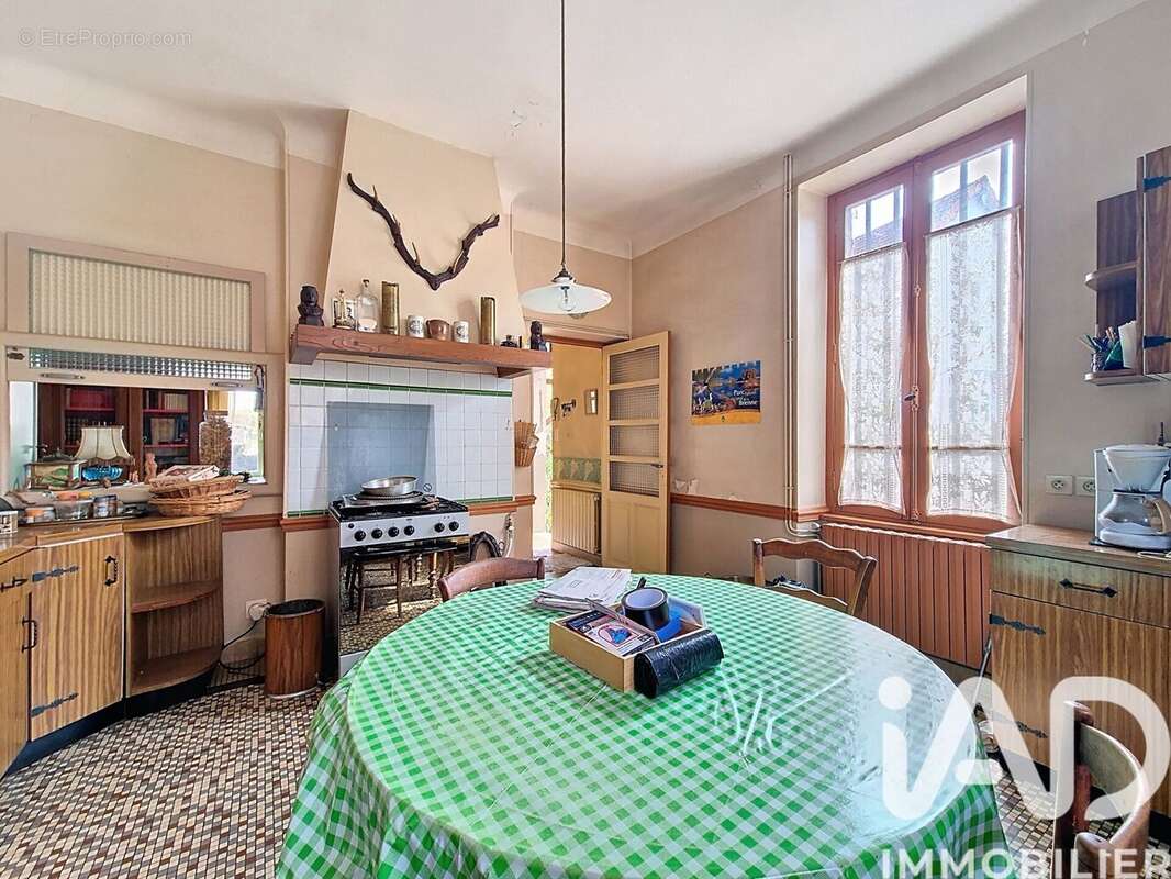 Photo 6 - Maison à YZEURE