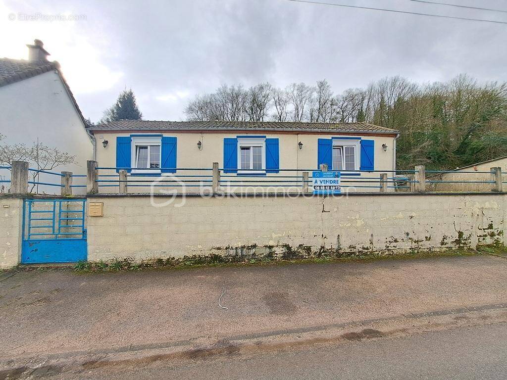 Maison à MAREUIL-CAUBERT