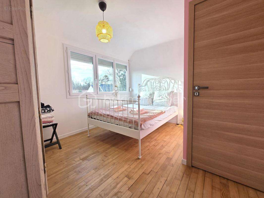 Maison à PLOUER-SUR-RANCE