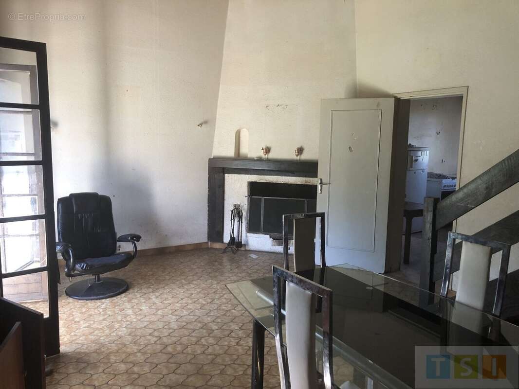 Maison à AVEZAC-PRAT-LAHITTE