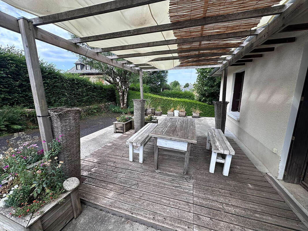 Appartement à LAGUIOLE