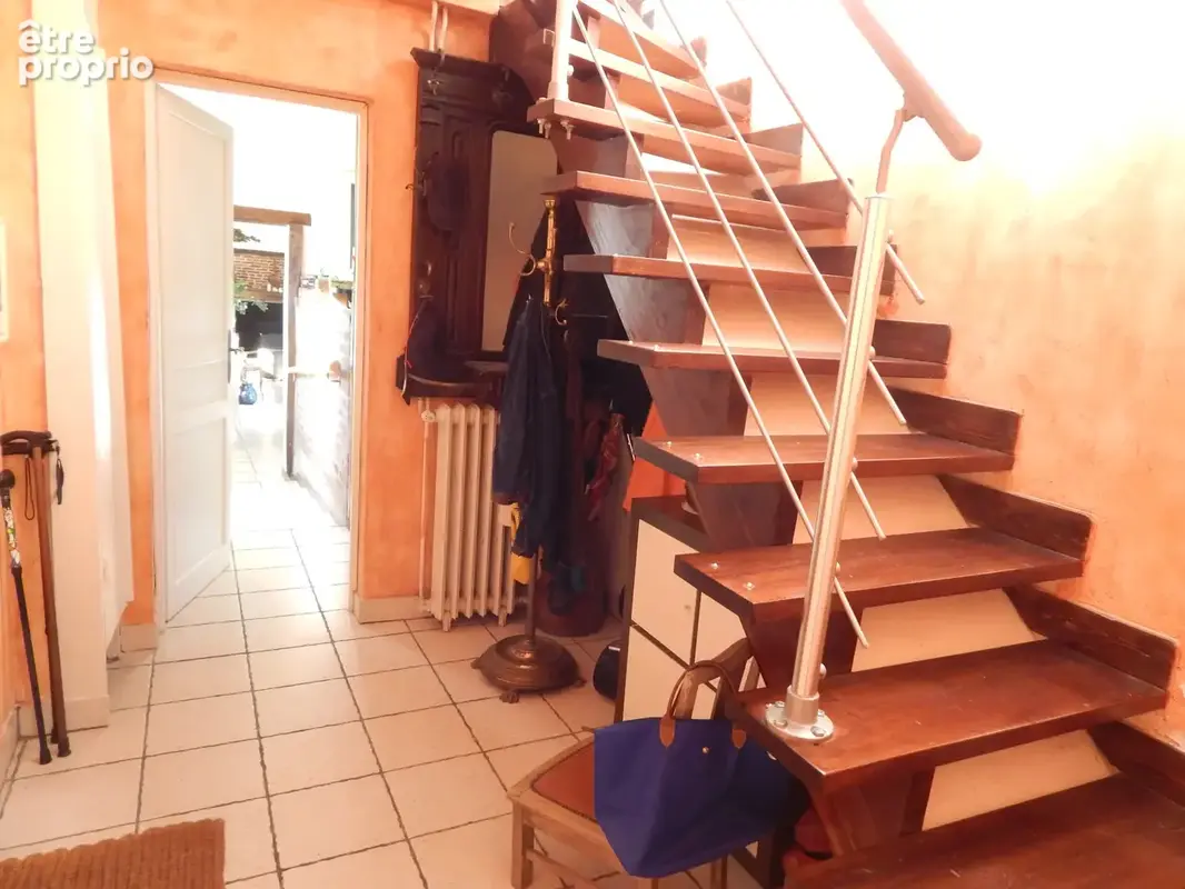 Authentique maison de ville 172 M2 - photo 4