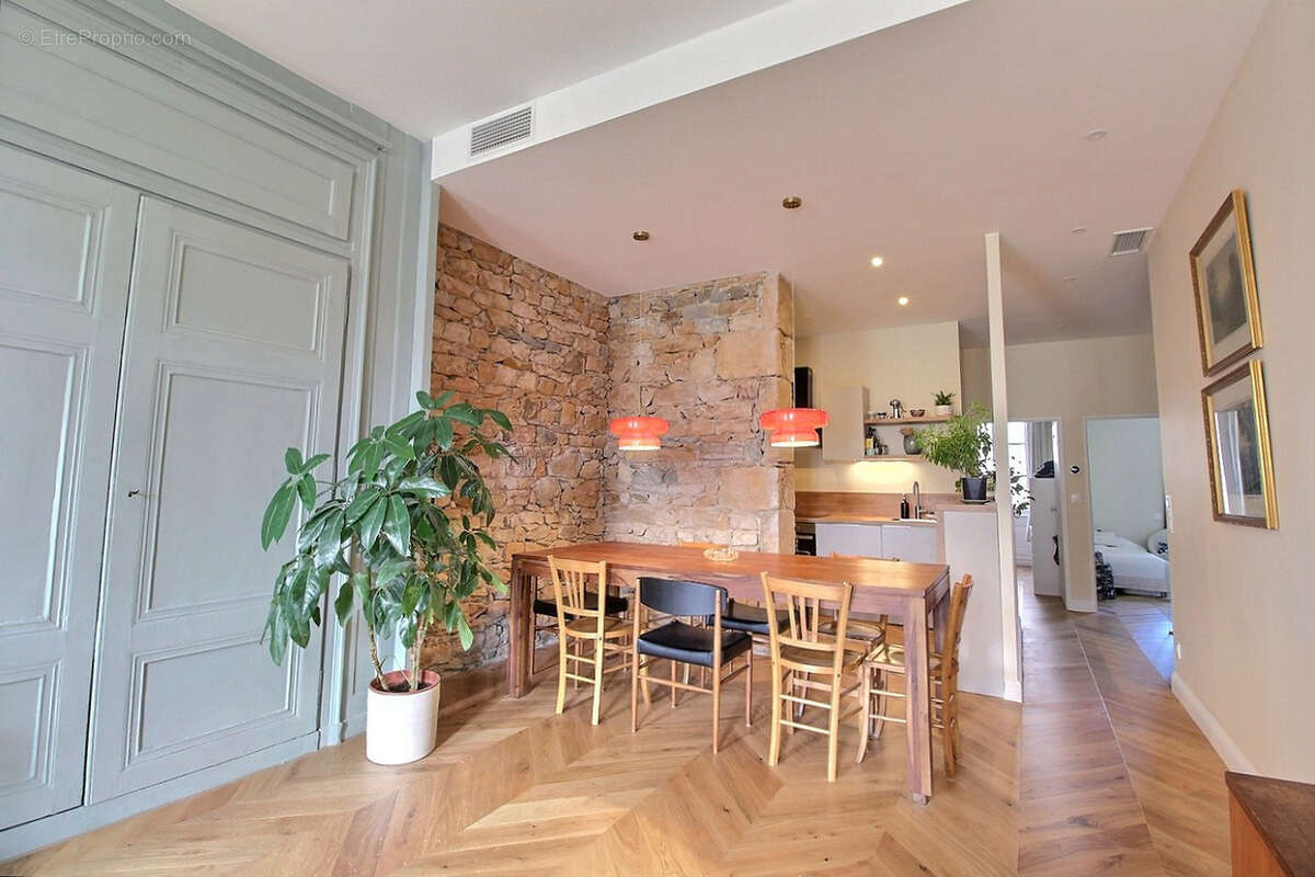 Appartement à LYON-6E