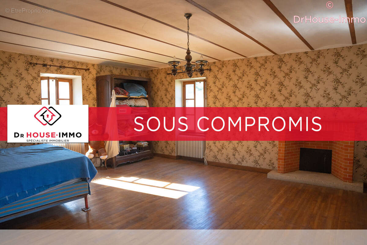 Maison à MONTCLAR-SUR-GERVANNE