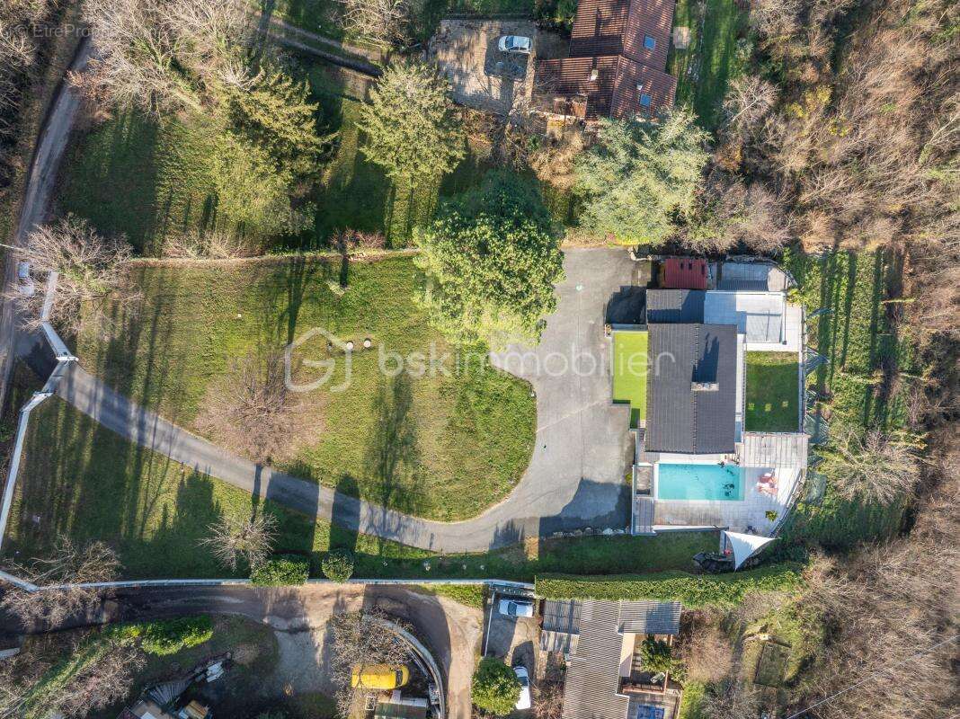 Maison à VARCES-ALLIERES-ET-RISSET