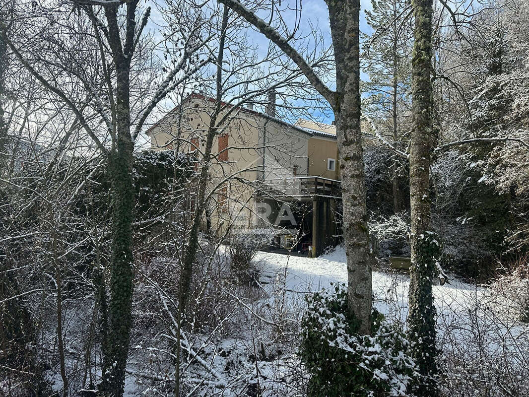 Maison à LARAGNE-MONTEGLIN