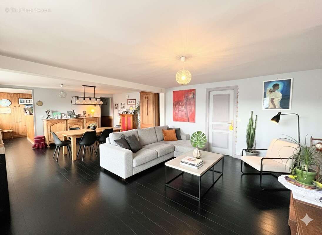 PHOTO CREE PAR IA - Appartement à FECAMP