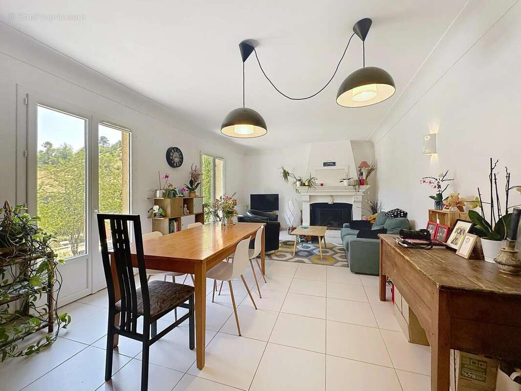 Photo 2 - Maison à CAHORS