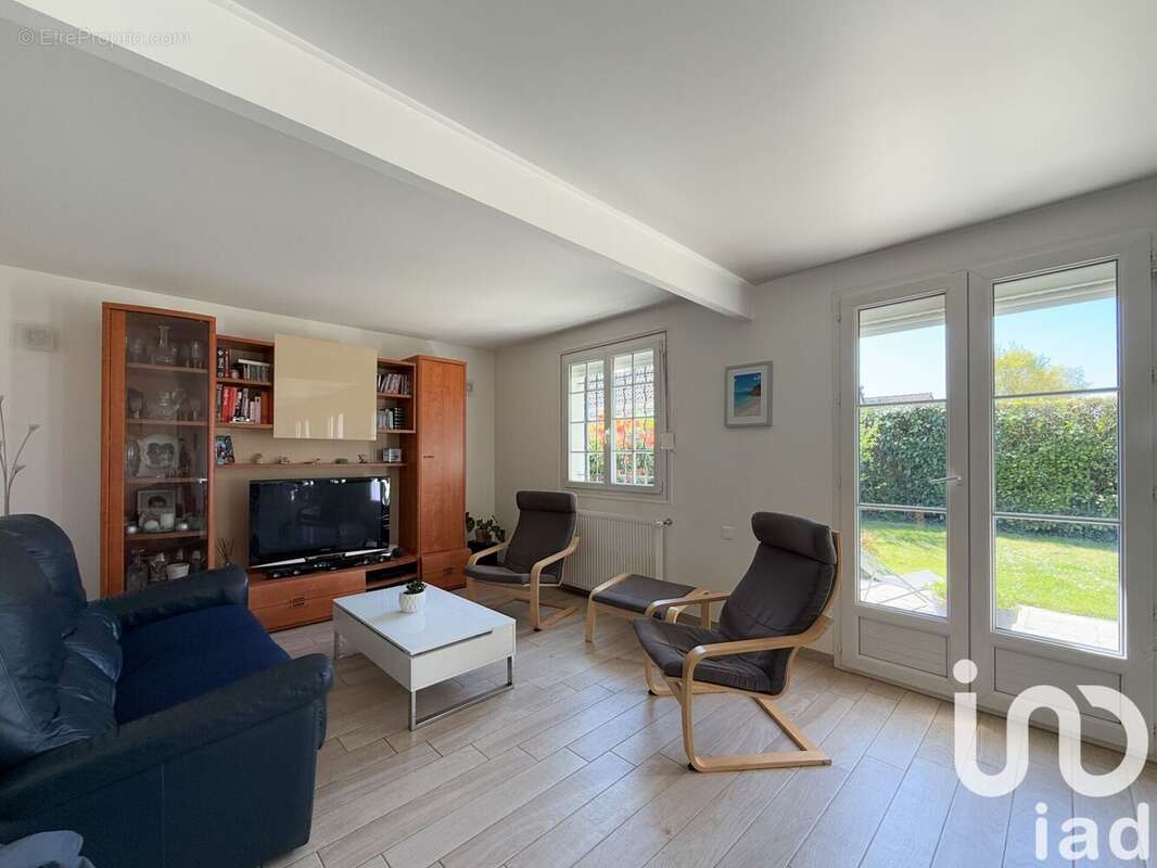 Photo 2 - Maison à SUCY-EN-BRIE