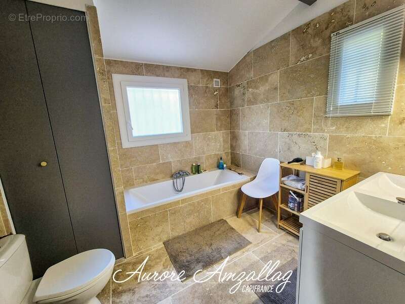 Château-Gombert — Maison de plain-pied 133 m² - photo 7