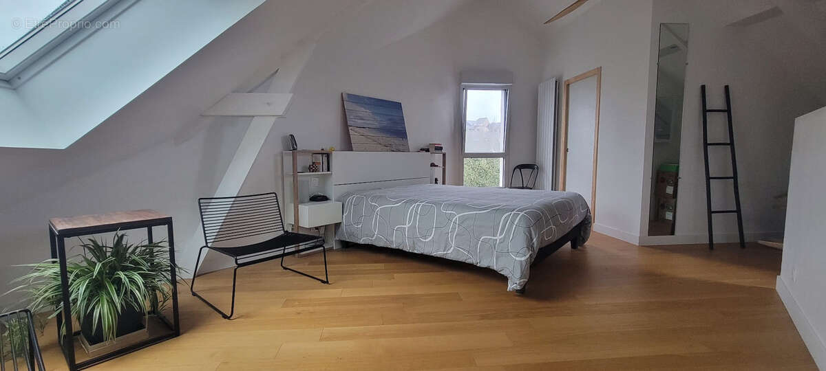 Maison à BRISSAC-QUINCE