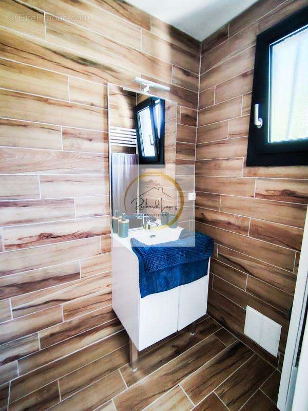 Maison 107 m² à Saint-Vallier  - photo 11