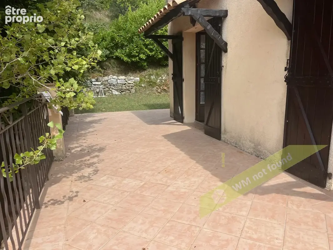Escragnolles - A 15min de ST Vallier - Villa Individuelle - Vaste Sous-sol. Terrain 2.156 m2 - photo 9