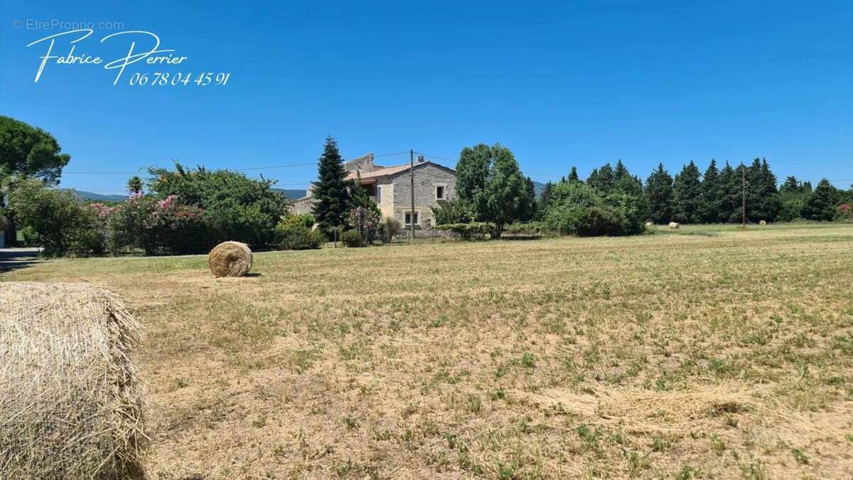 Maison à MONTELIMAR