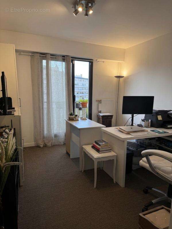 Appartement à SURESNES