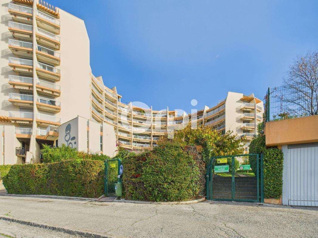 Appartement à MANDELIEU-LA-NAPOULE