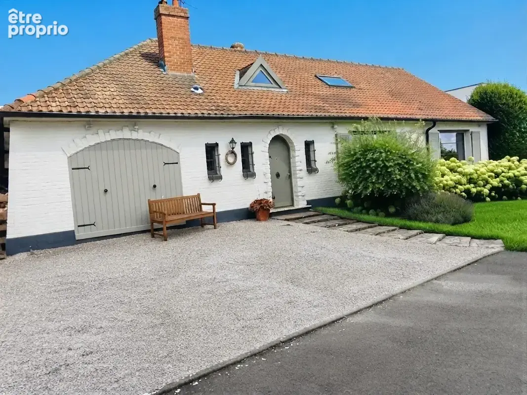 Maison à LA CHAPELLE-D'ARMENTIERES