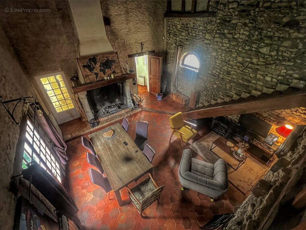 Maison à LONGNES