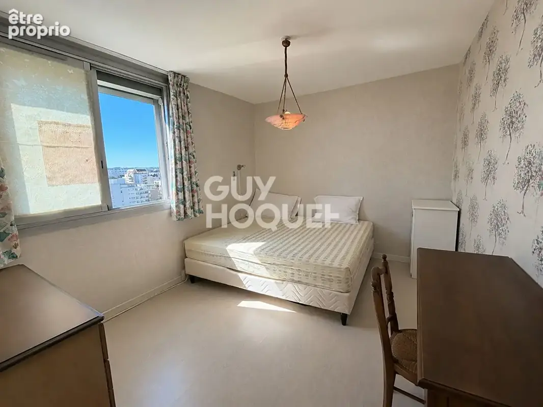 QUARTIER CLEMENCEAU - Appartement Dijon 4 pièces78 m2 - photo 6