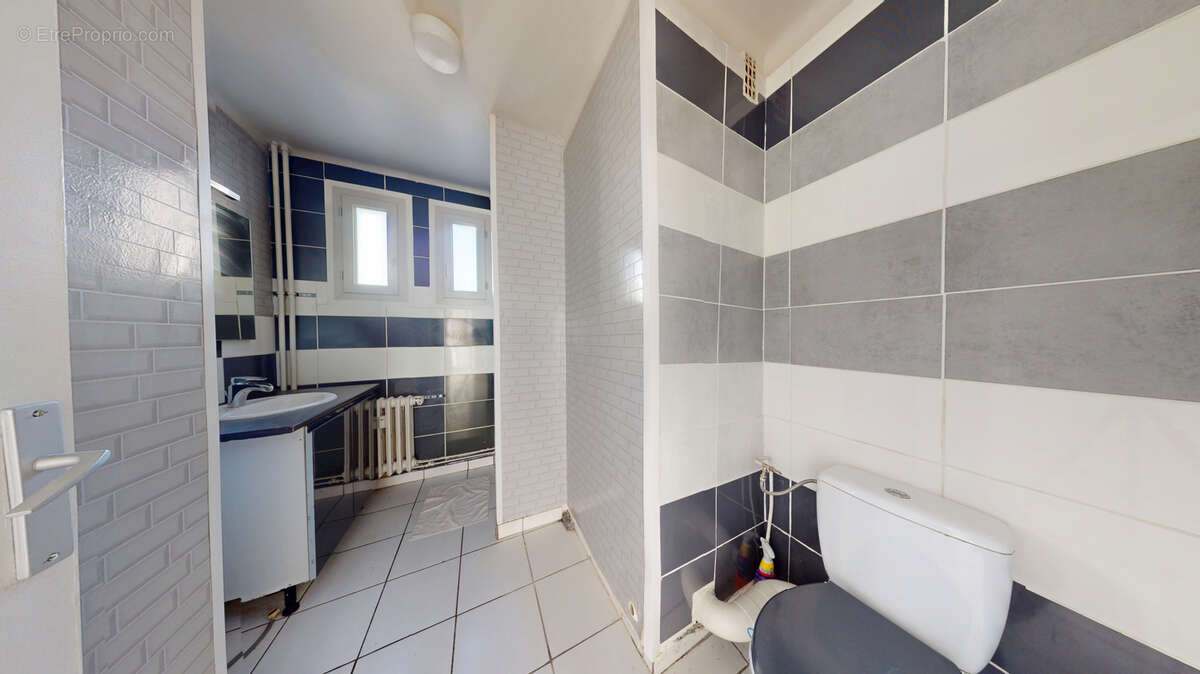 Appartement à SAINT-ETIENNE