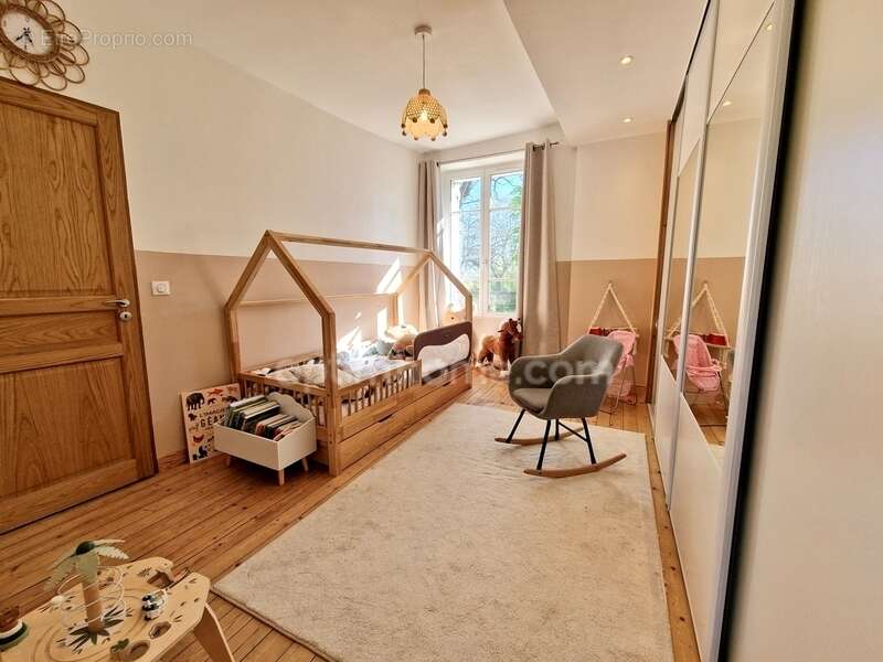 Maison à AVRAINVILLE