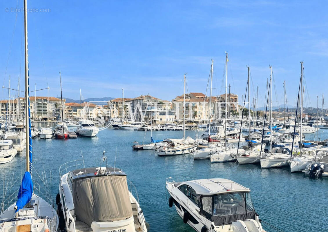 Appartement à FREJUS