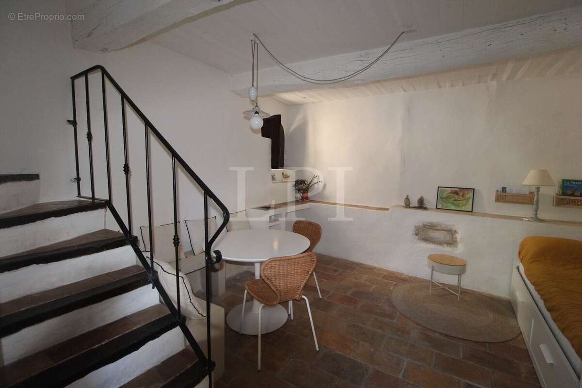 Maison à SAINT-MARTIN-DE-CASTILLON