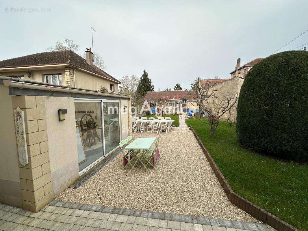 Maison à SENS