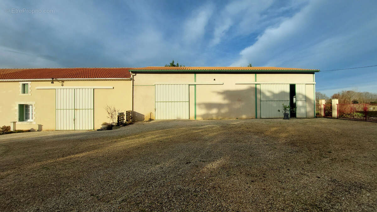Maison à LA REOLE