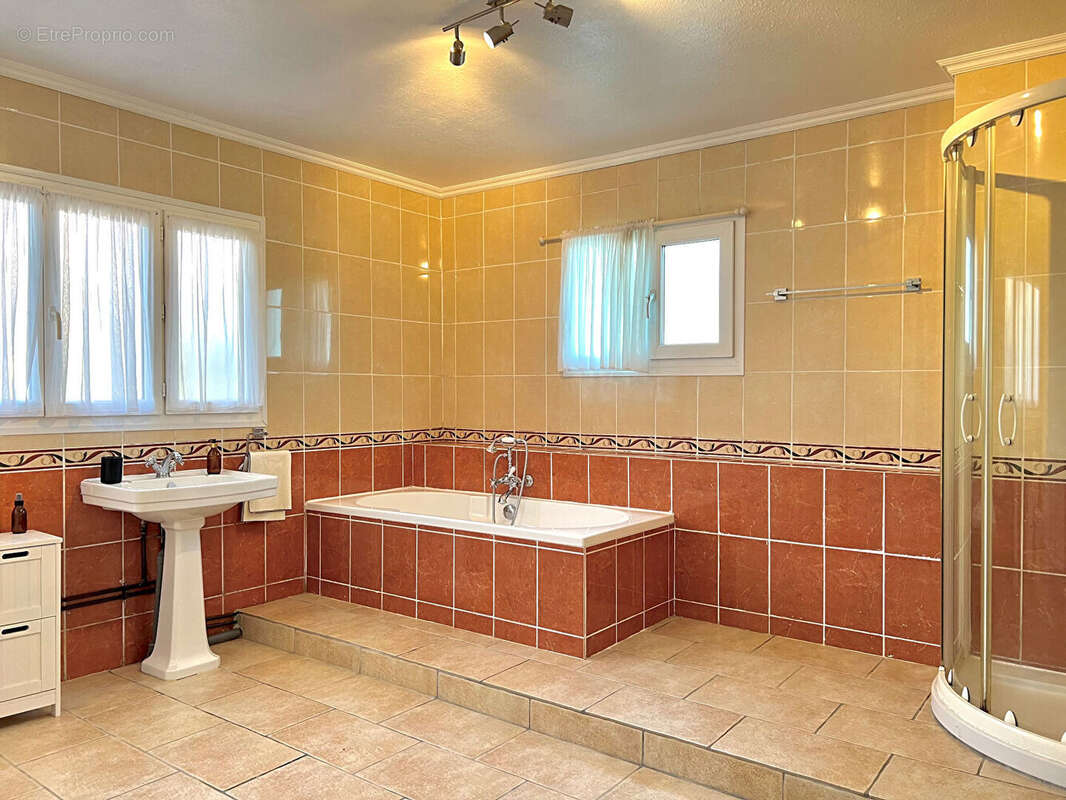 Maison à SAINT-PRIVAT-DES-PRES