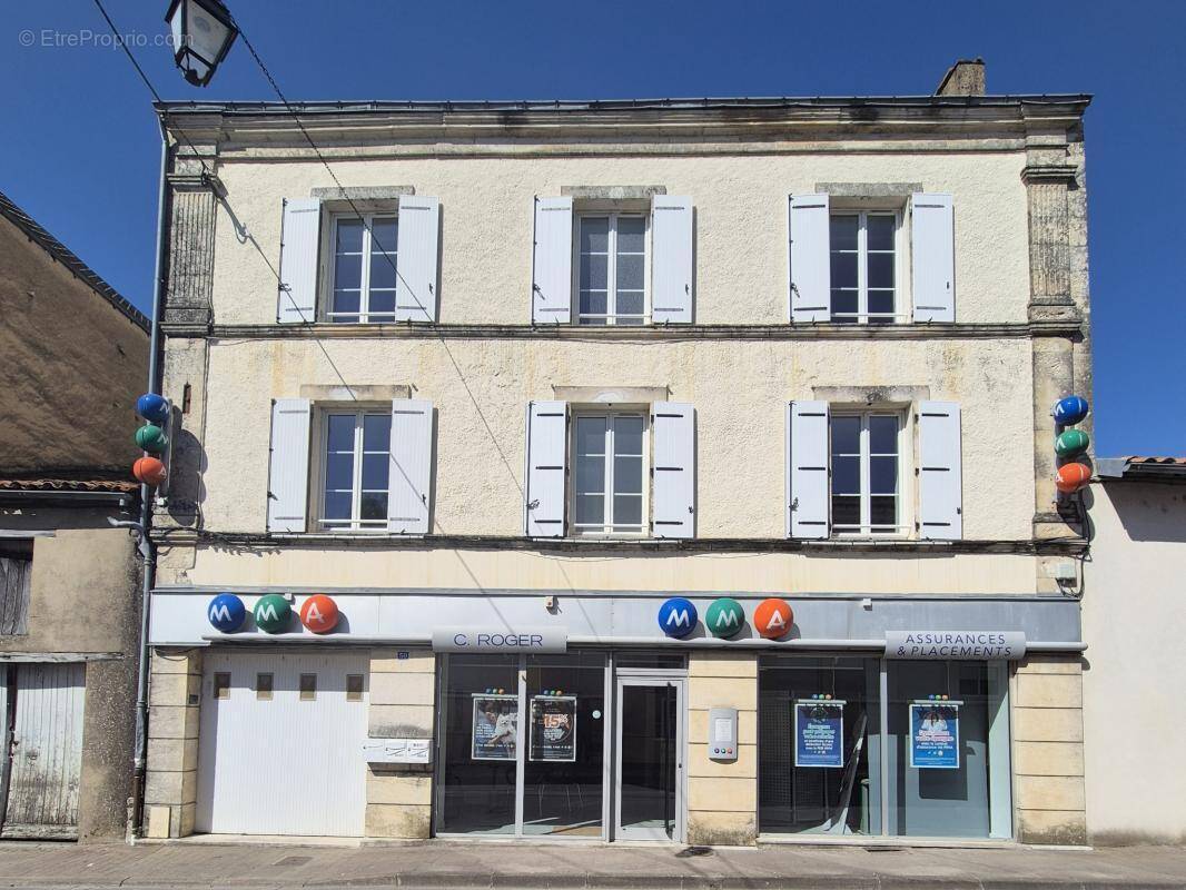 Appartement à RUFFEC