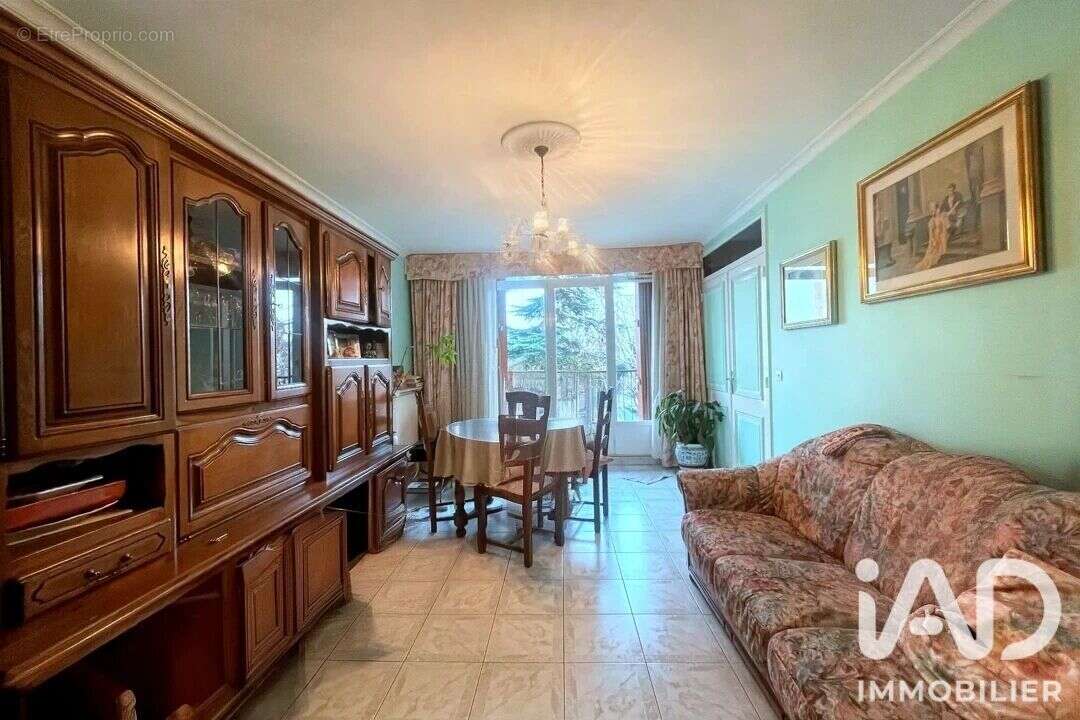 Photo 2 - Appartement à VITRY-SUR-SEINE