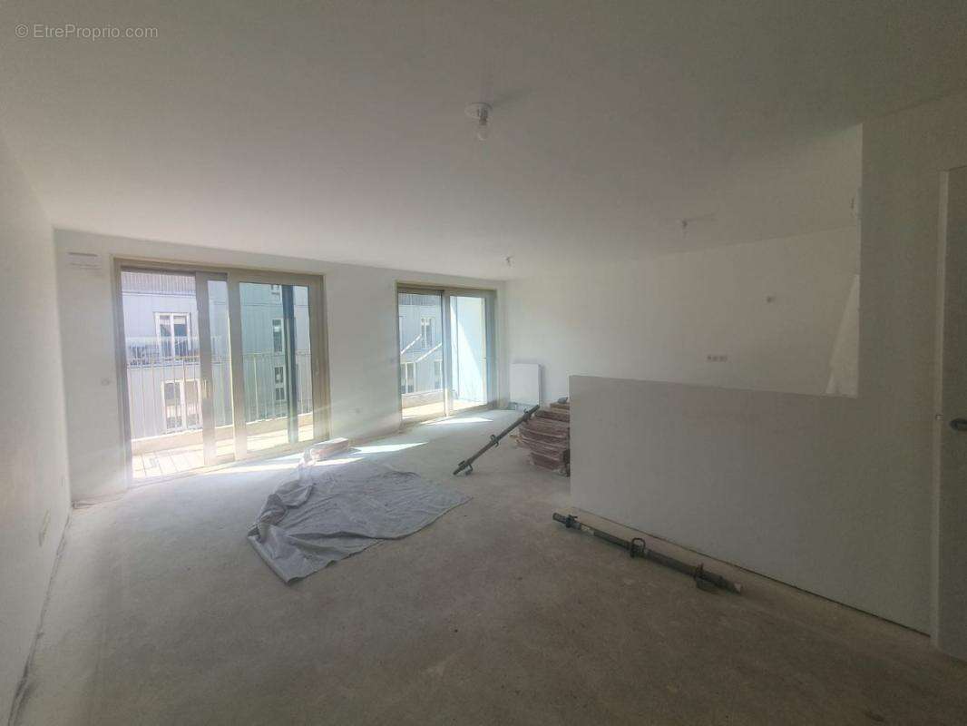 Appartement à PARIS-15E