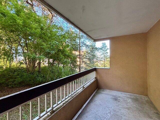 Appartement à SAINTE-FOY-LES-LYON