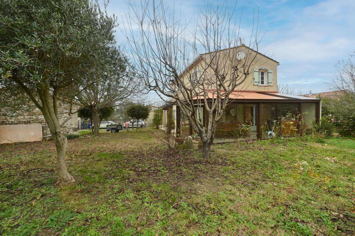 Maison à SAINT-PAUL-TROIS-CHATEAUX