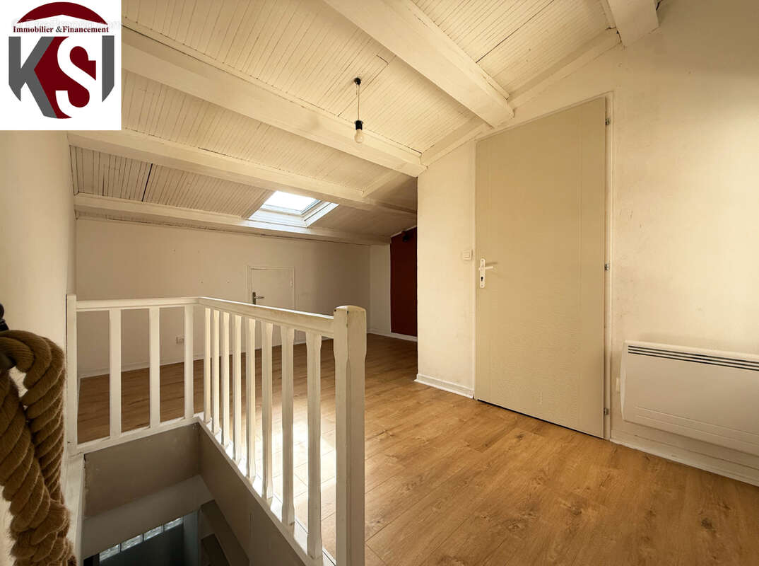 Appartement à SEILLONS-SOURCE-D'ARGENS