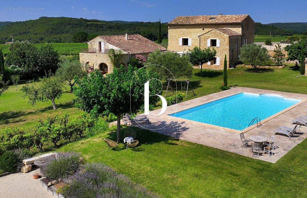 Maison à UZES