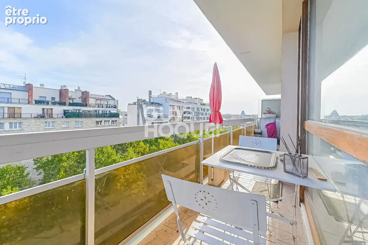 Grand 2 pièces - Vue dégagée sur l'avenue Daumesnil ! - photo 2