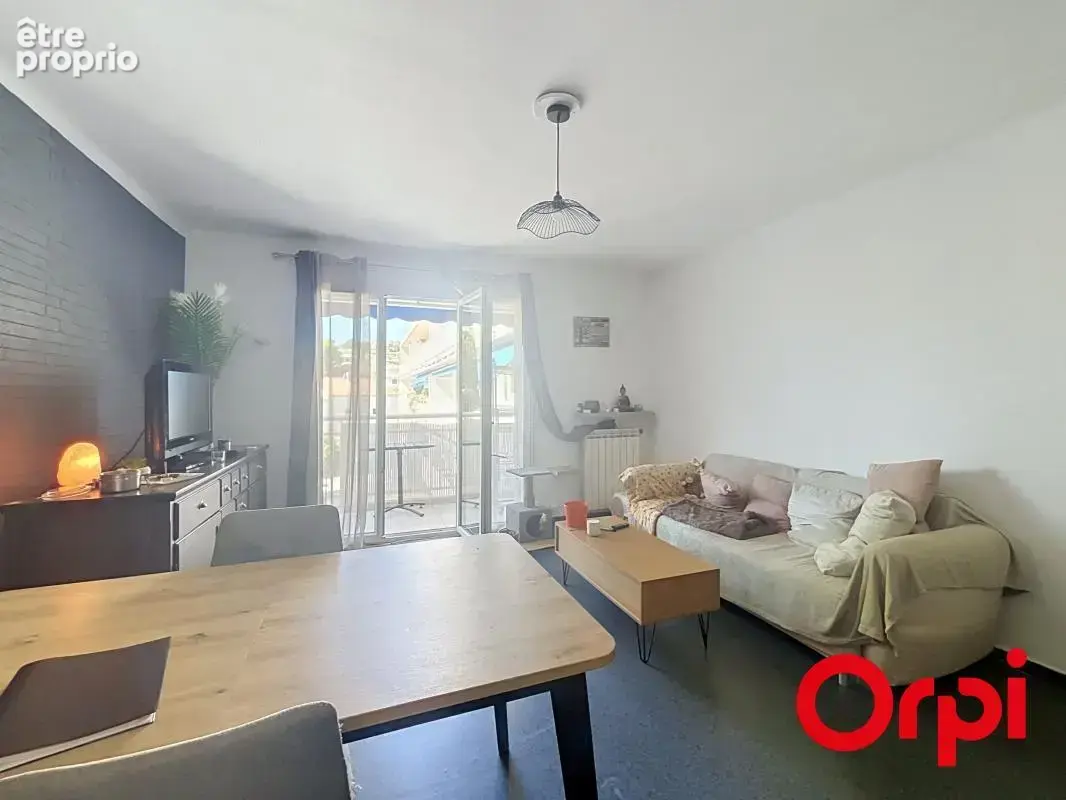 La seyne sur mer secteur donicarde - t3 59m2 avec balcon cave et parking - photo 3
