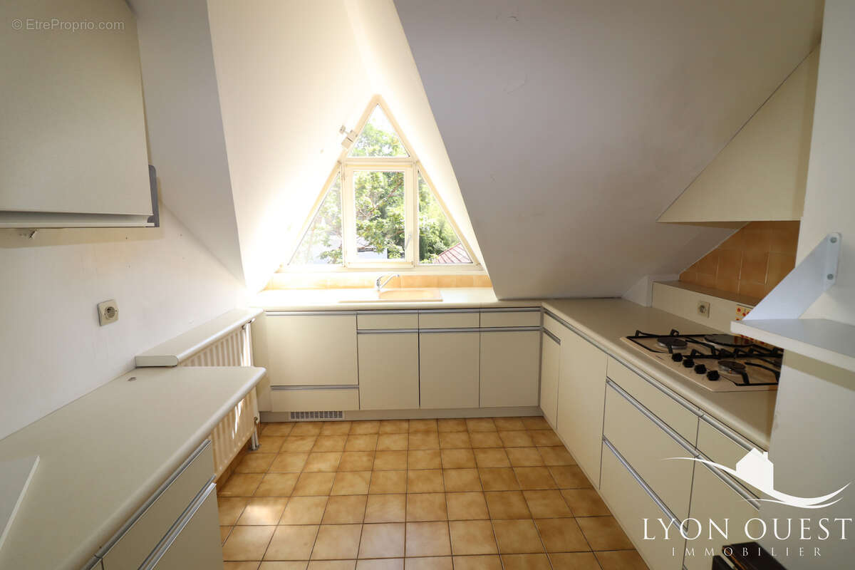 Appartement à CHARBONNIERES-LES-BAINS