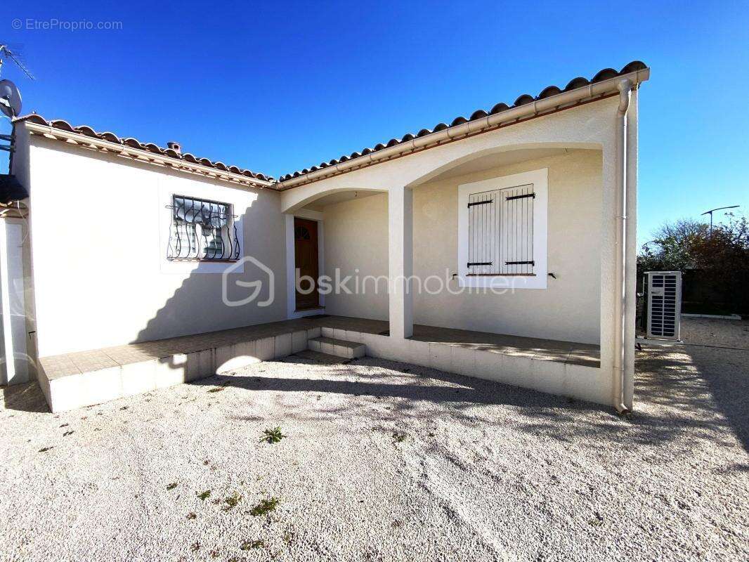 Maison à SAINT-GILLES