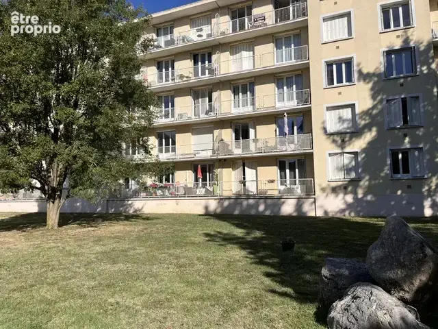 Appartement à SASSENAGE