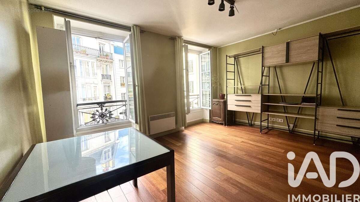 Photo 6 - Appartement à PARIS-10E