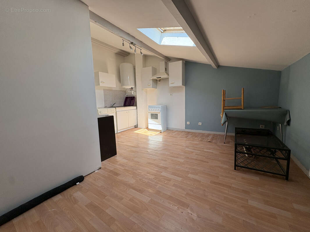 Appartement à VIC-LE-COMTE