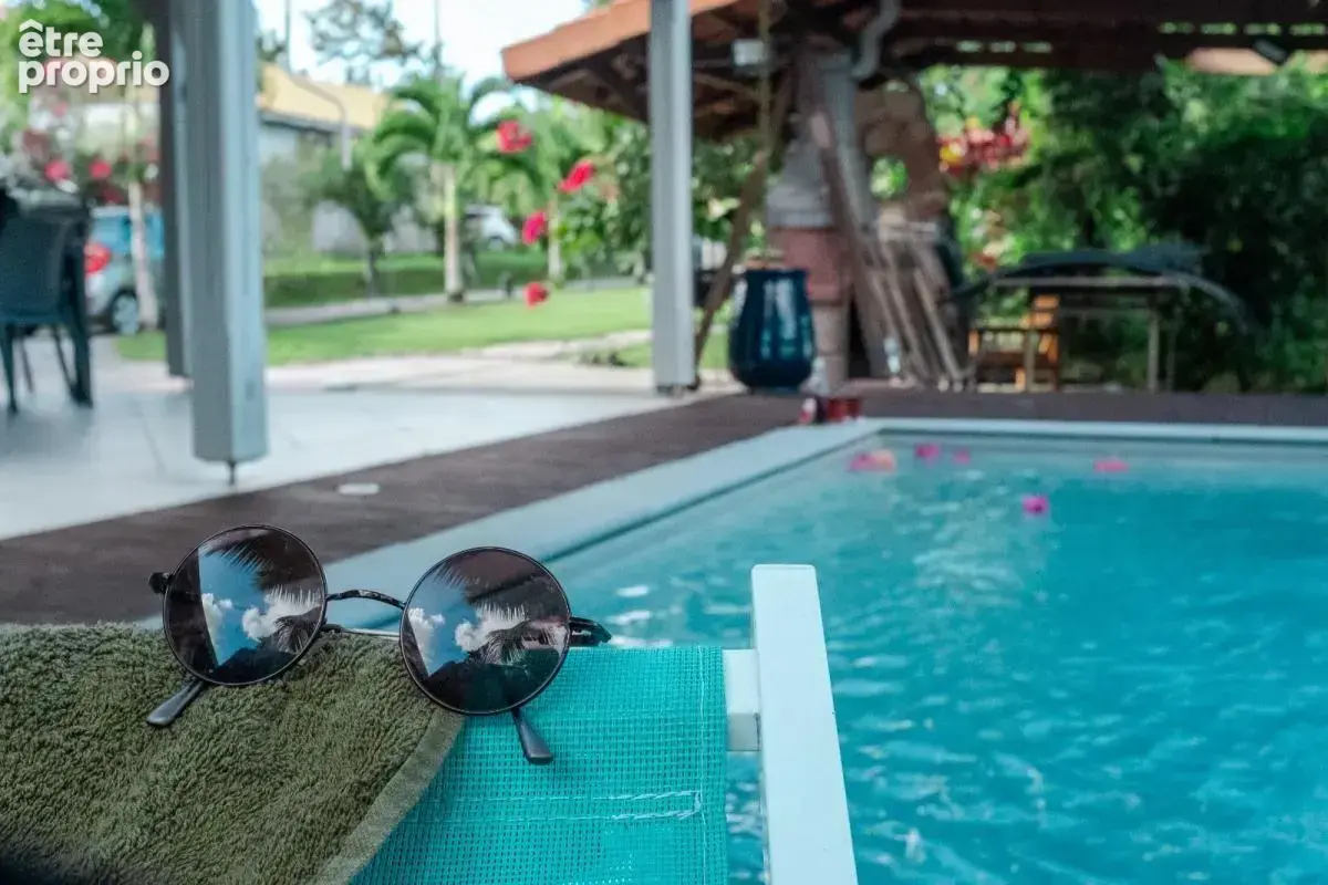 Ajoupa Bouillon : Villa moderne avec piscine - photo 3